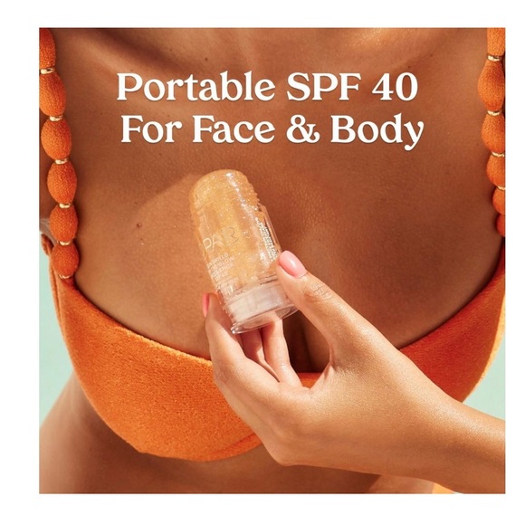 Kopari Beauty Sun Shield On-The-Glow
Sheer Stick Sunscreen SPE 40 - Picture 7 of 11